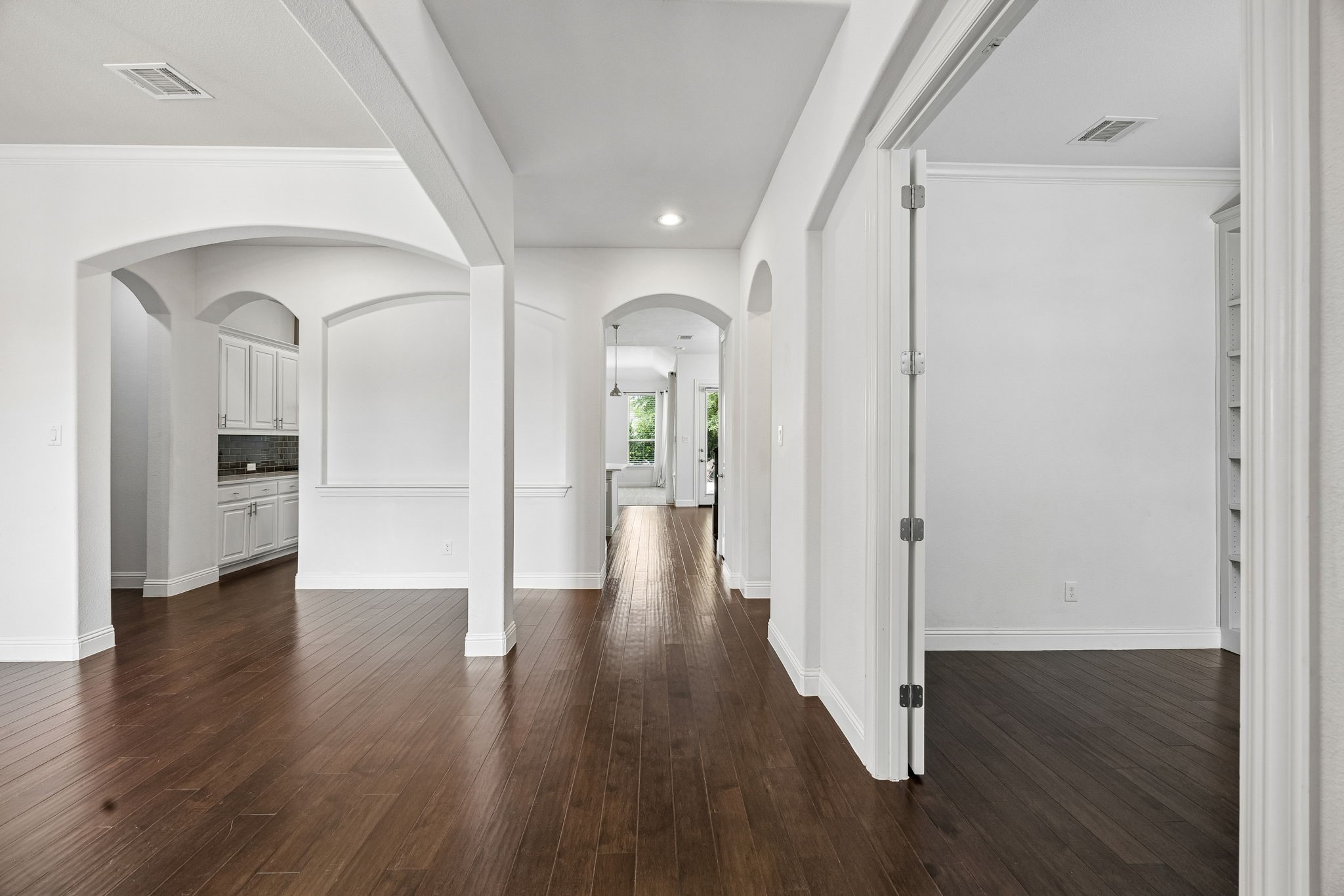 6827 Sunshade Lane Dallas TX 75236