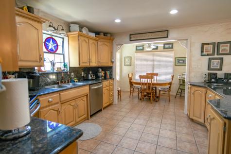 408 Rainey Street Bonham TX 75418