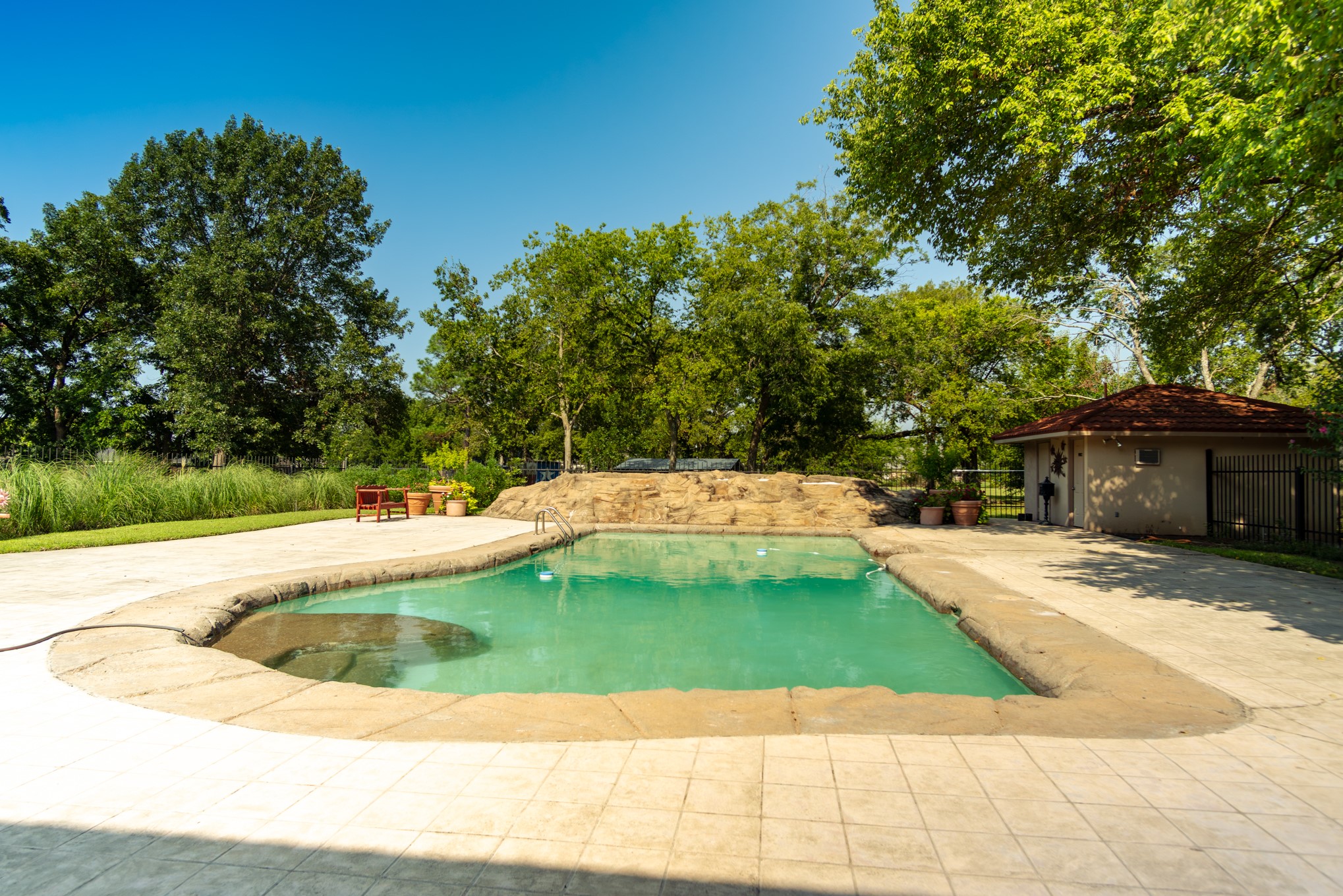 408 Rainey Street Bonham TX 75418