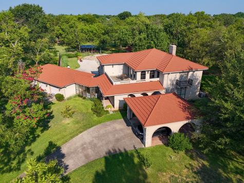 408 Rainey Street Bonham TX 75418