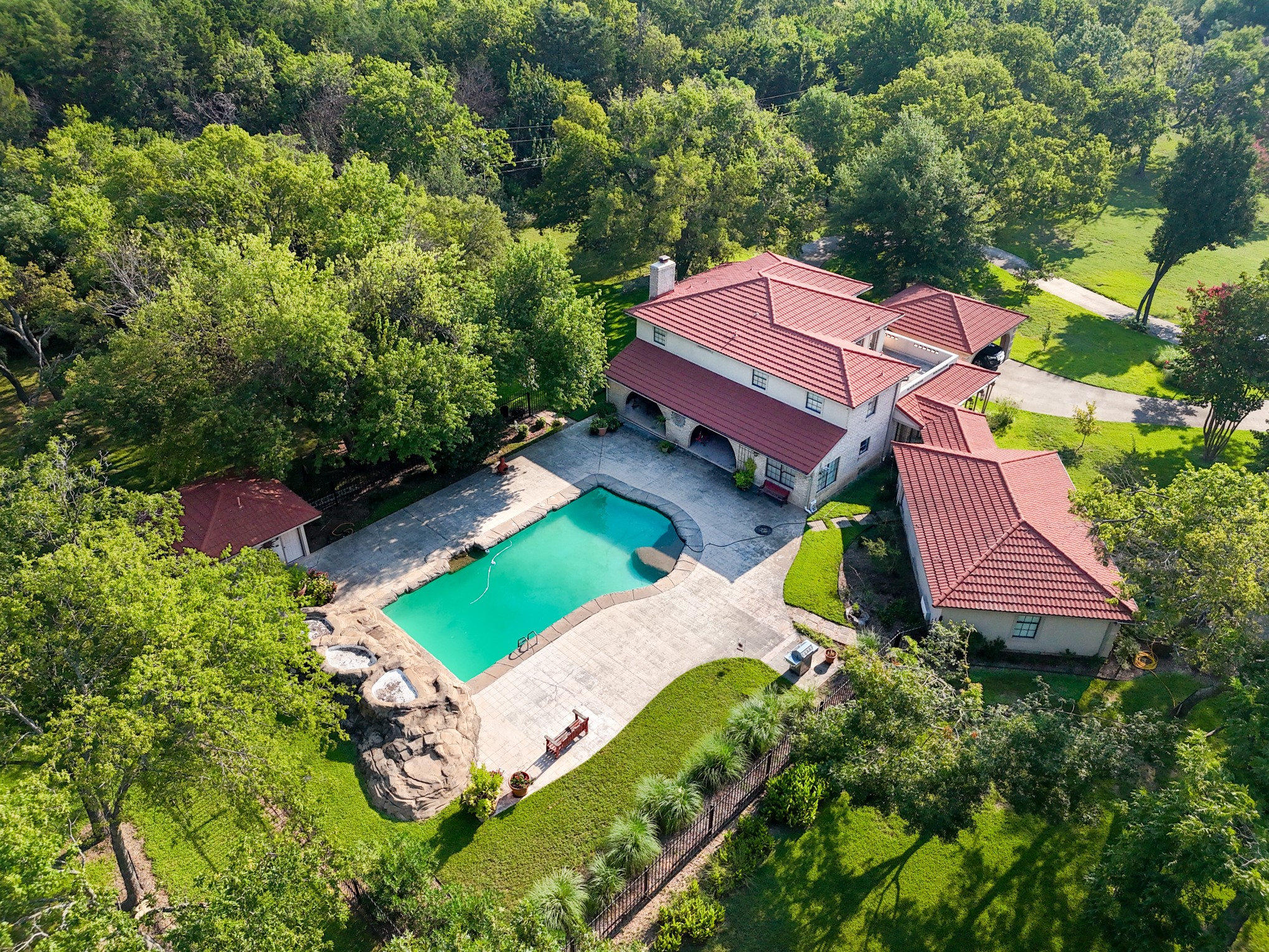 408 Rainey Street Bonham TX 75418