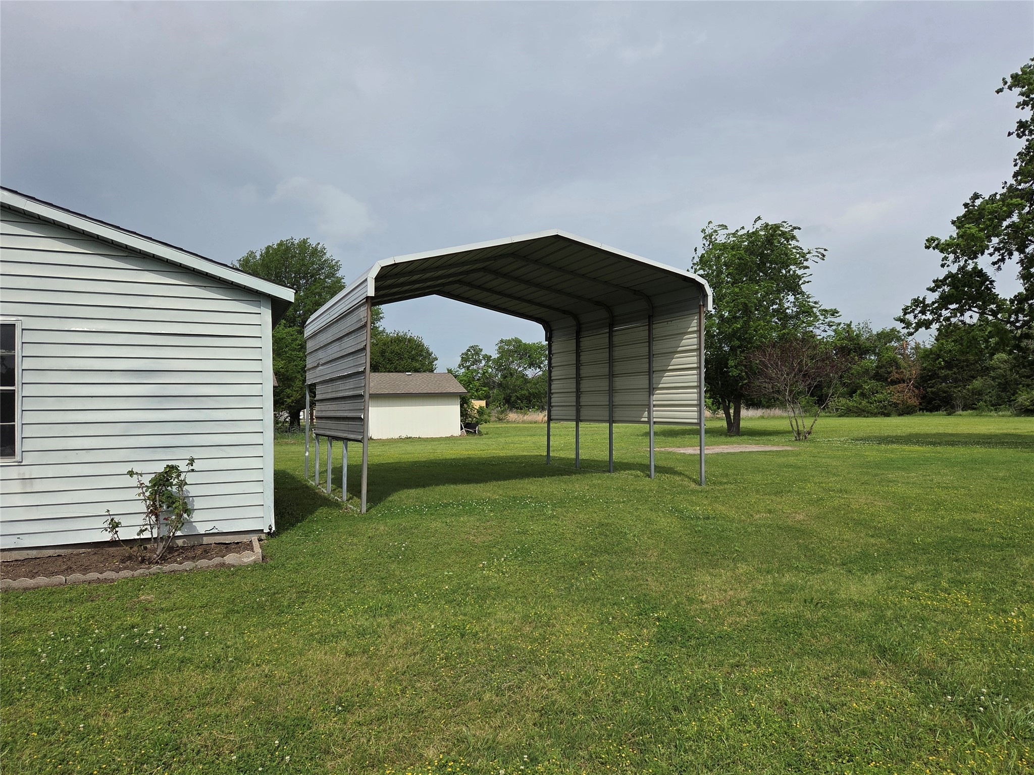 1104 W 13th Bonham TX 75418