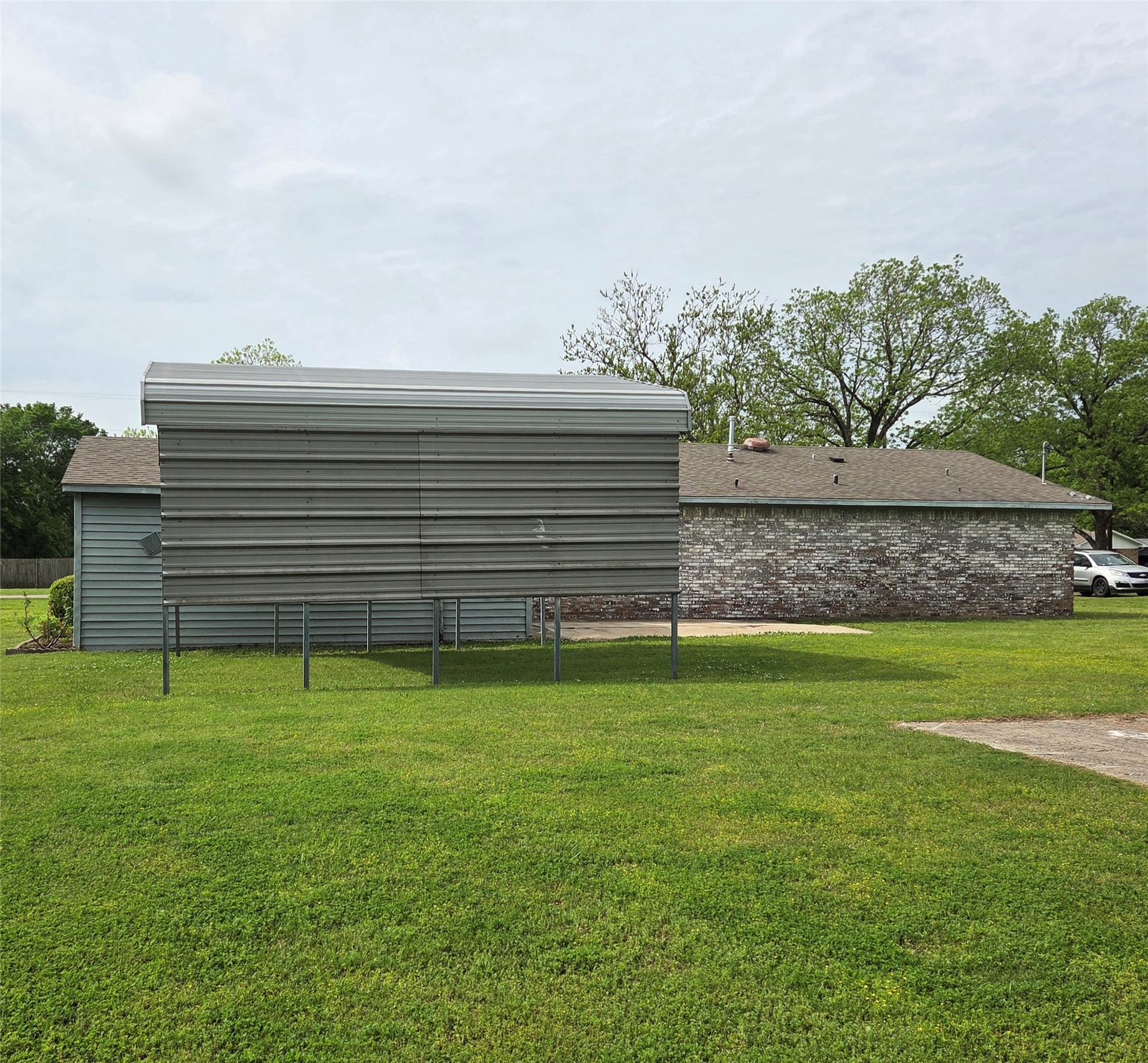1104 W 13th Bonham TX 75418