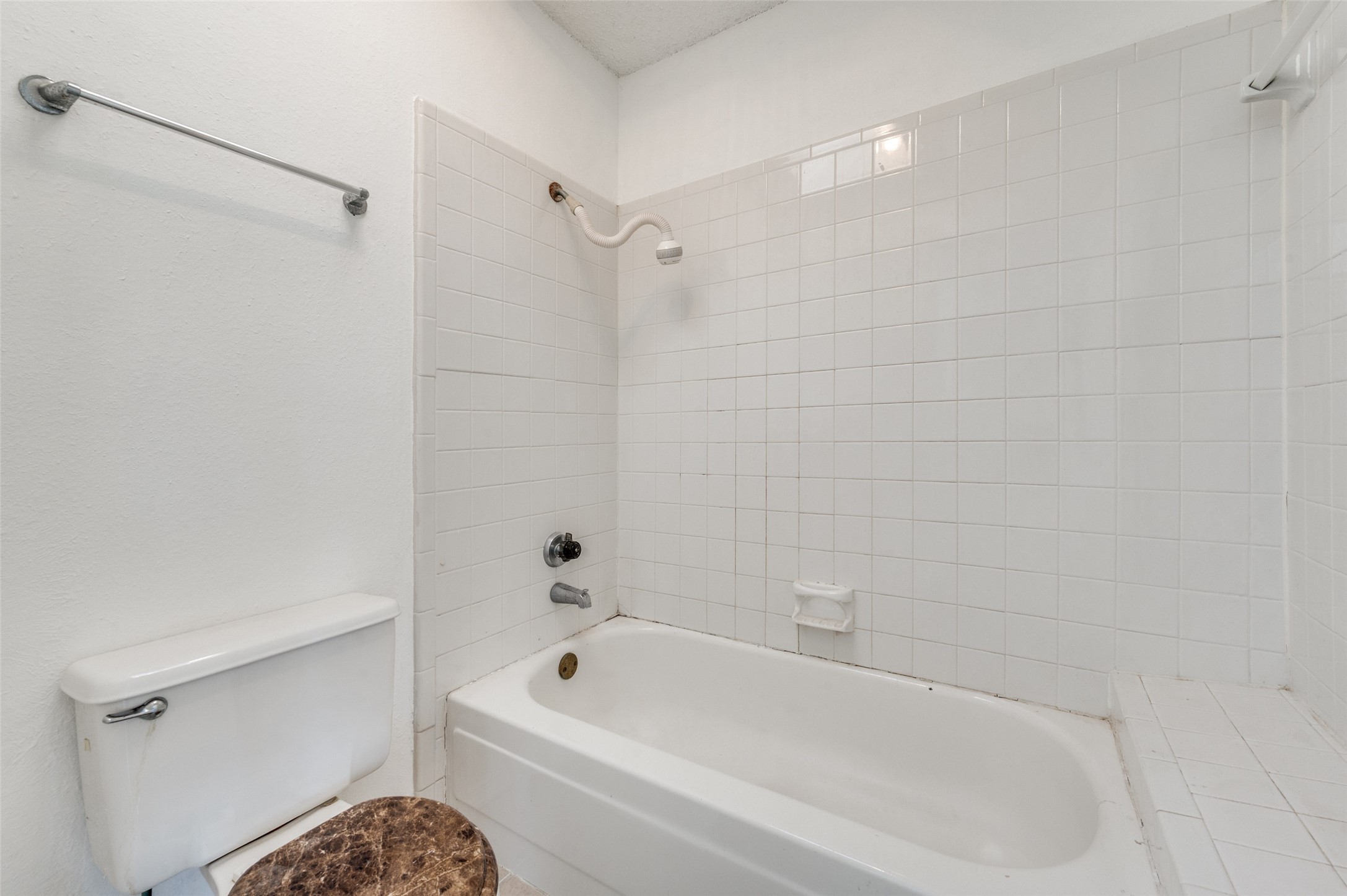 2002 Verlaine Drive Carrollton TX 75007