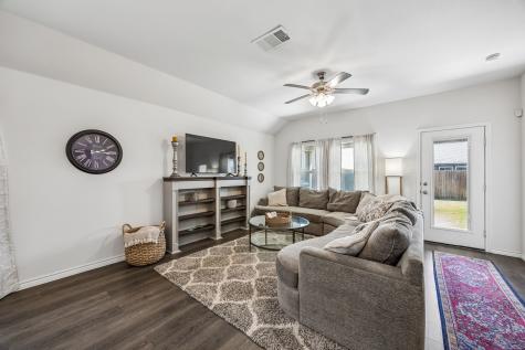 405 Saddle Club Way Princeton TX 75407