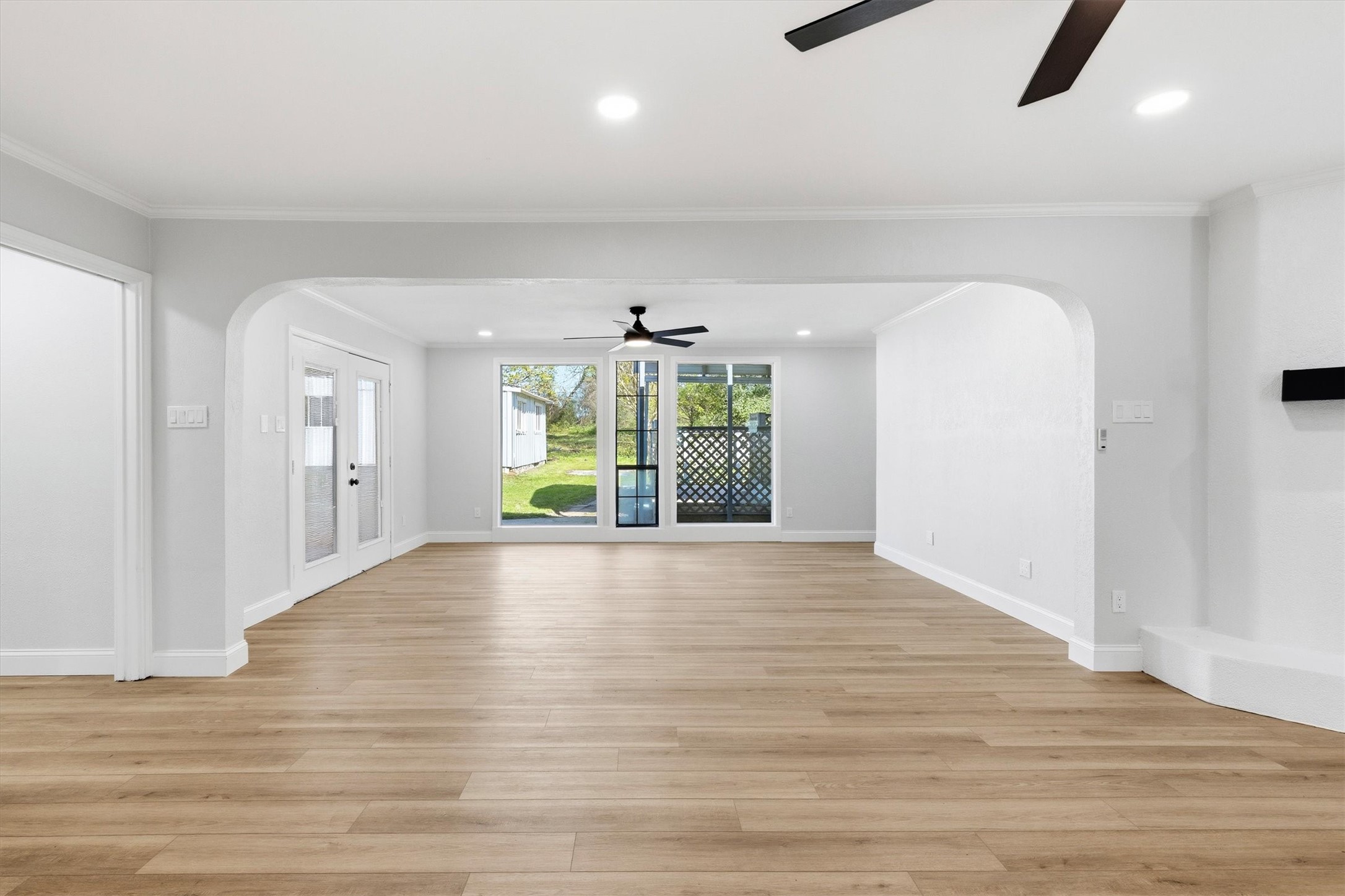 113 E Bayside Drive Mabank TX 75156
