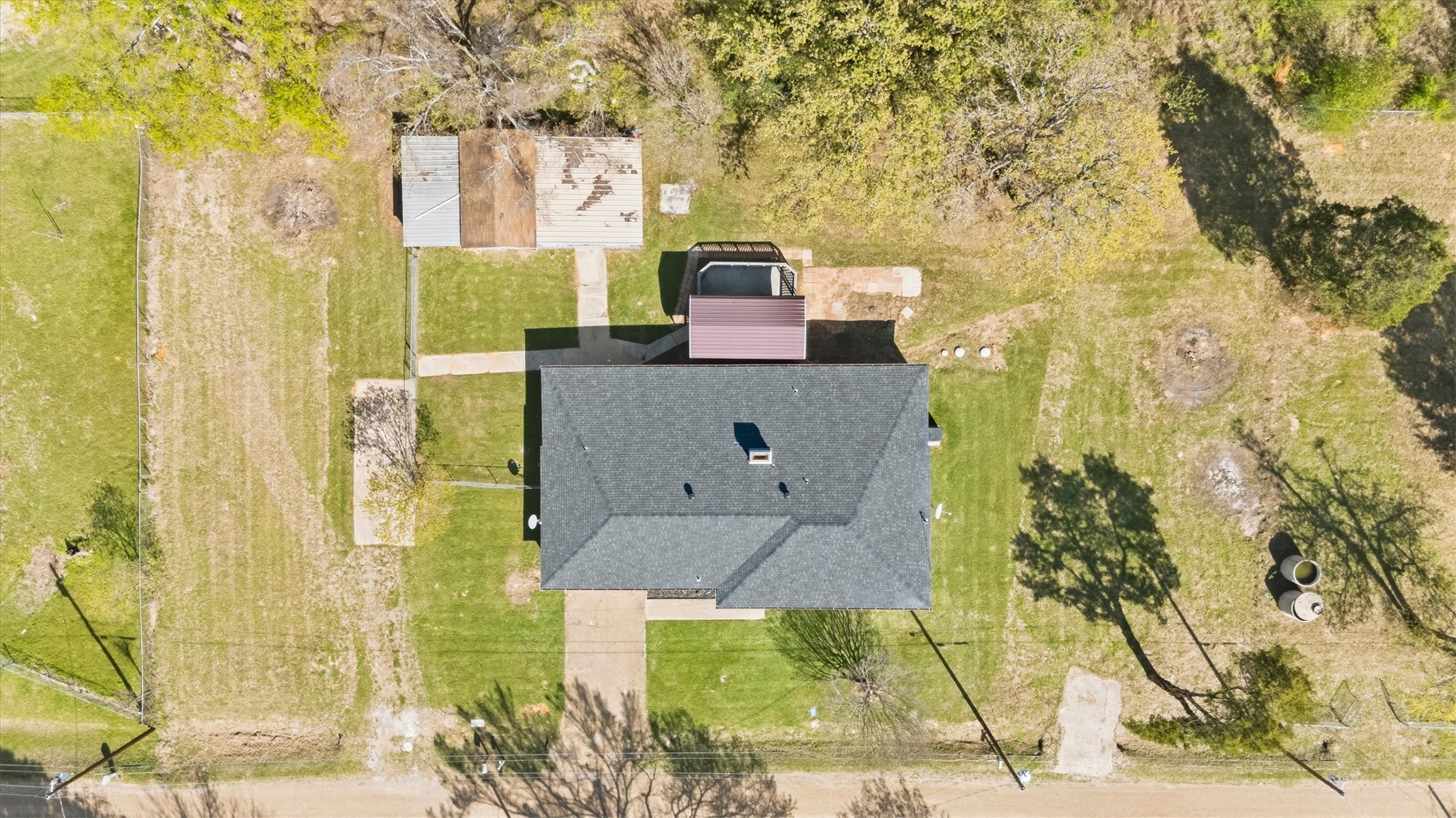 113 E Bayside Drive Mabank TX 75156