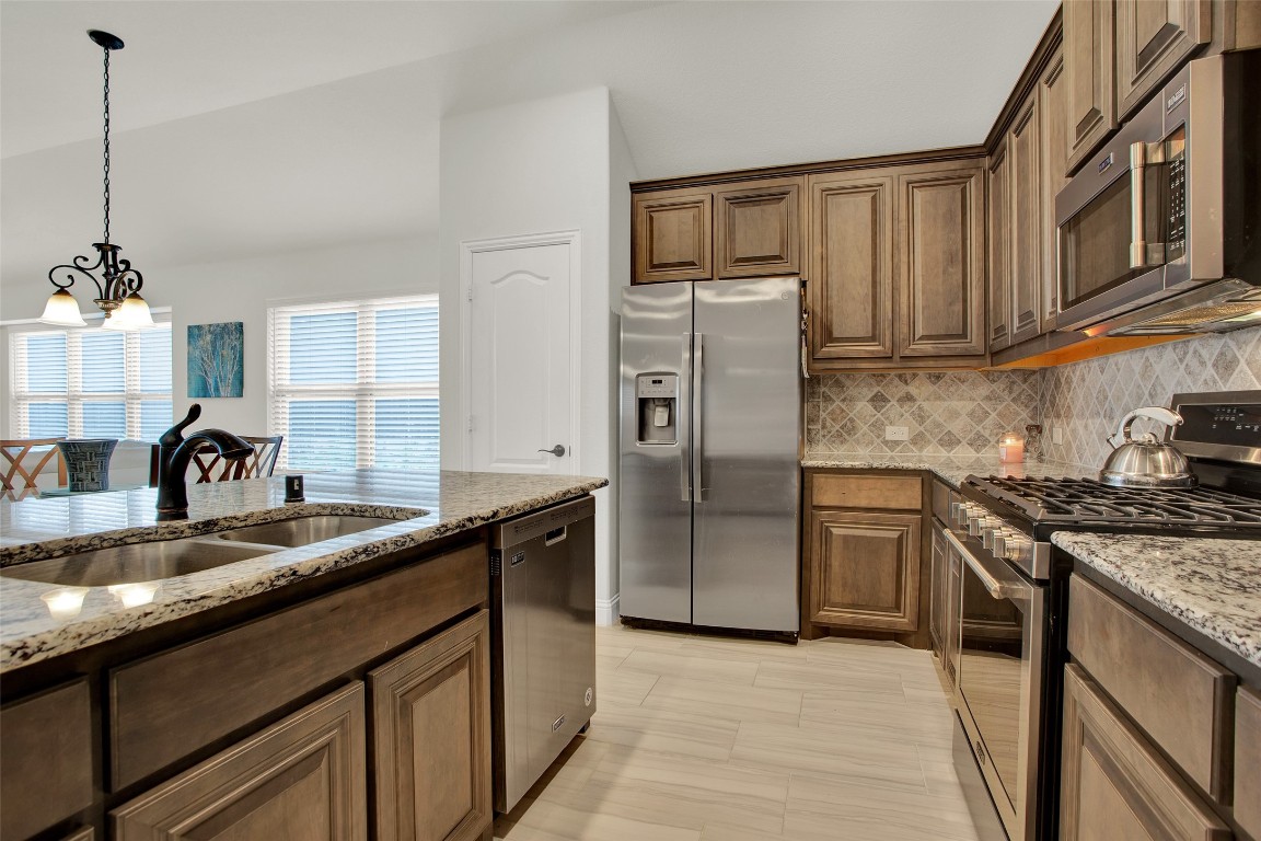 5207 Pentridge Drive Sherman TX 75092