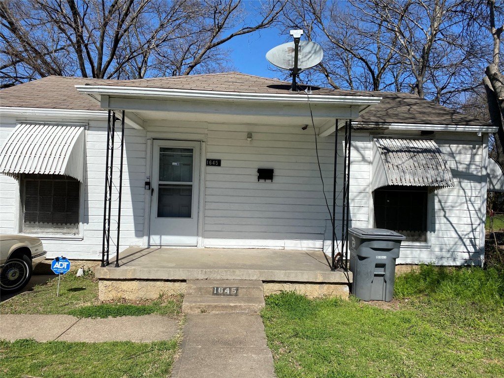 1645 W Illinois Avenue Dallas TX 75224