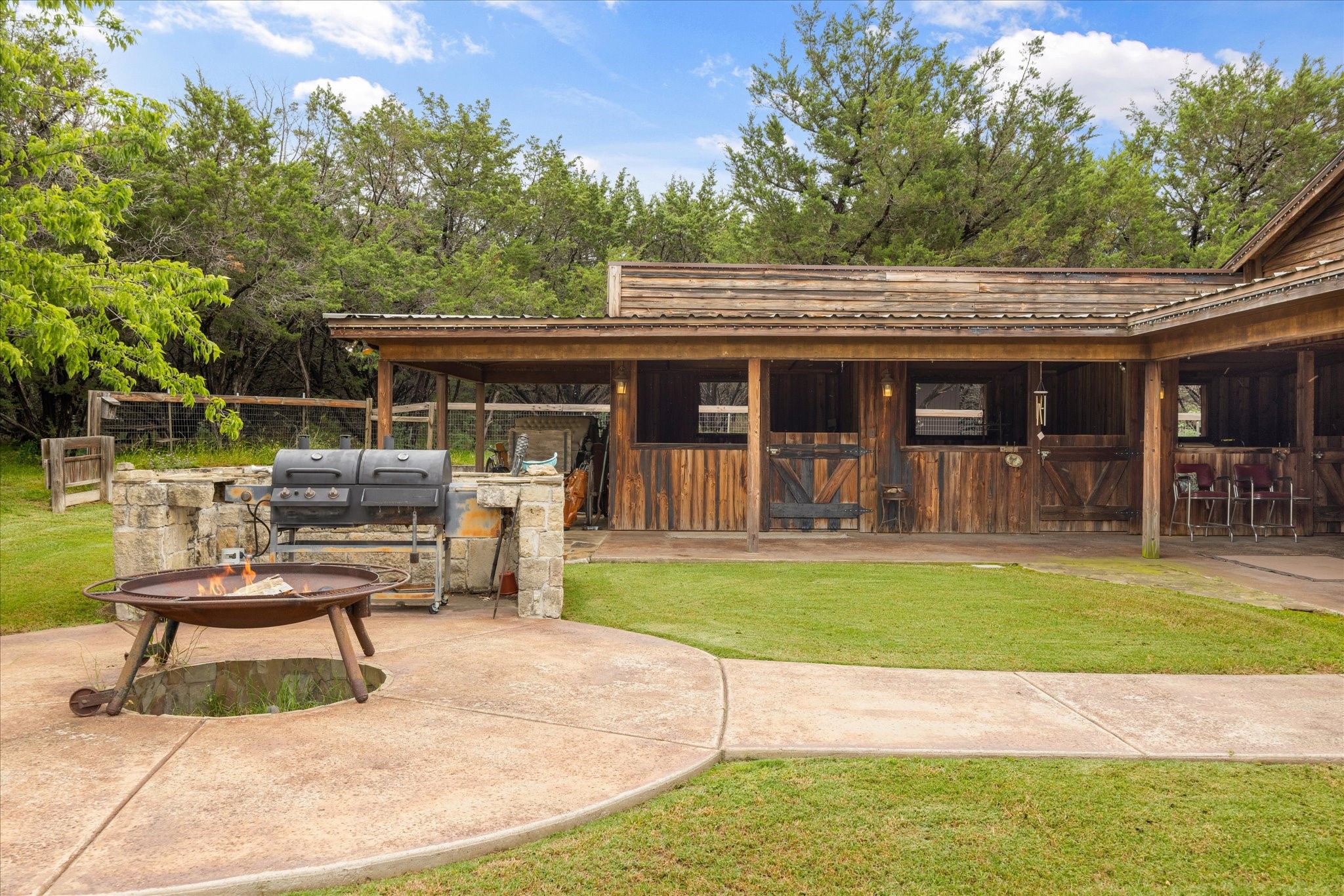 1904 Floyd Road Weatherford TX 76087