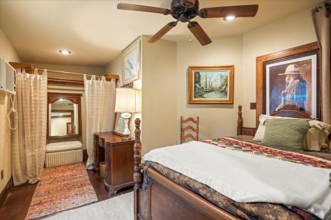 1904 Floyd Road Weatherford TX 76087