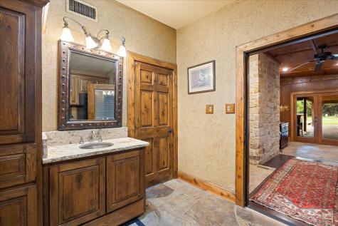 1904 Floyd Road Weatherford TX 76087