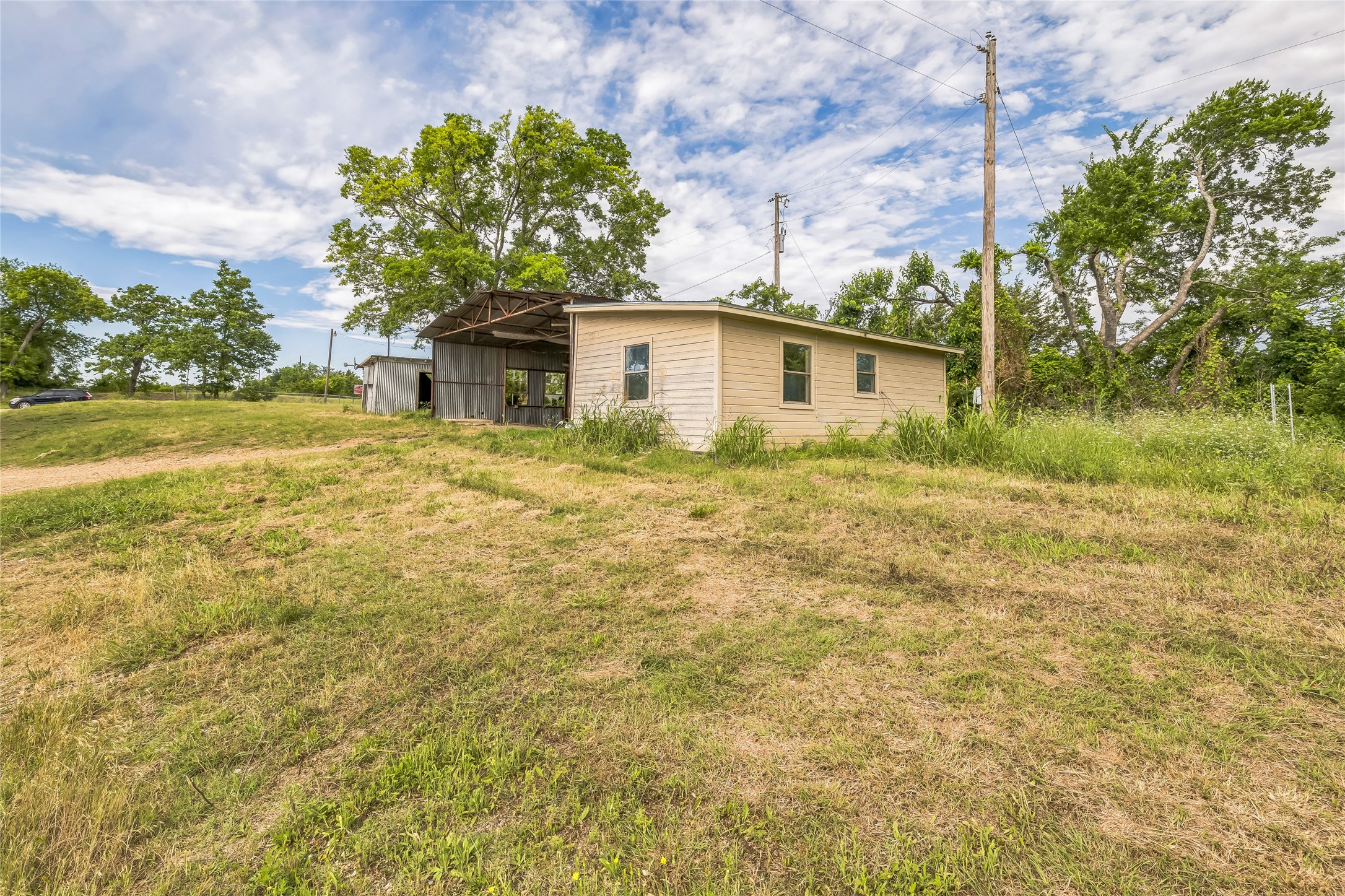 37 Busby Lane Bells TX 75414
