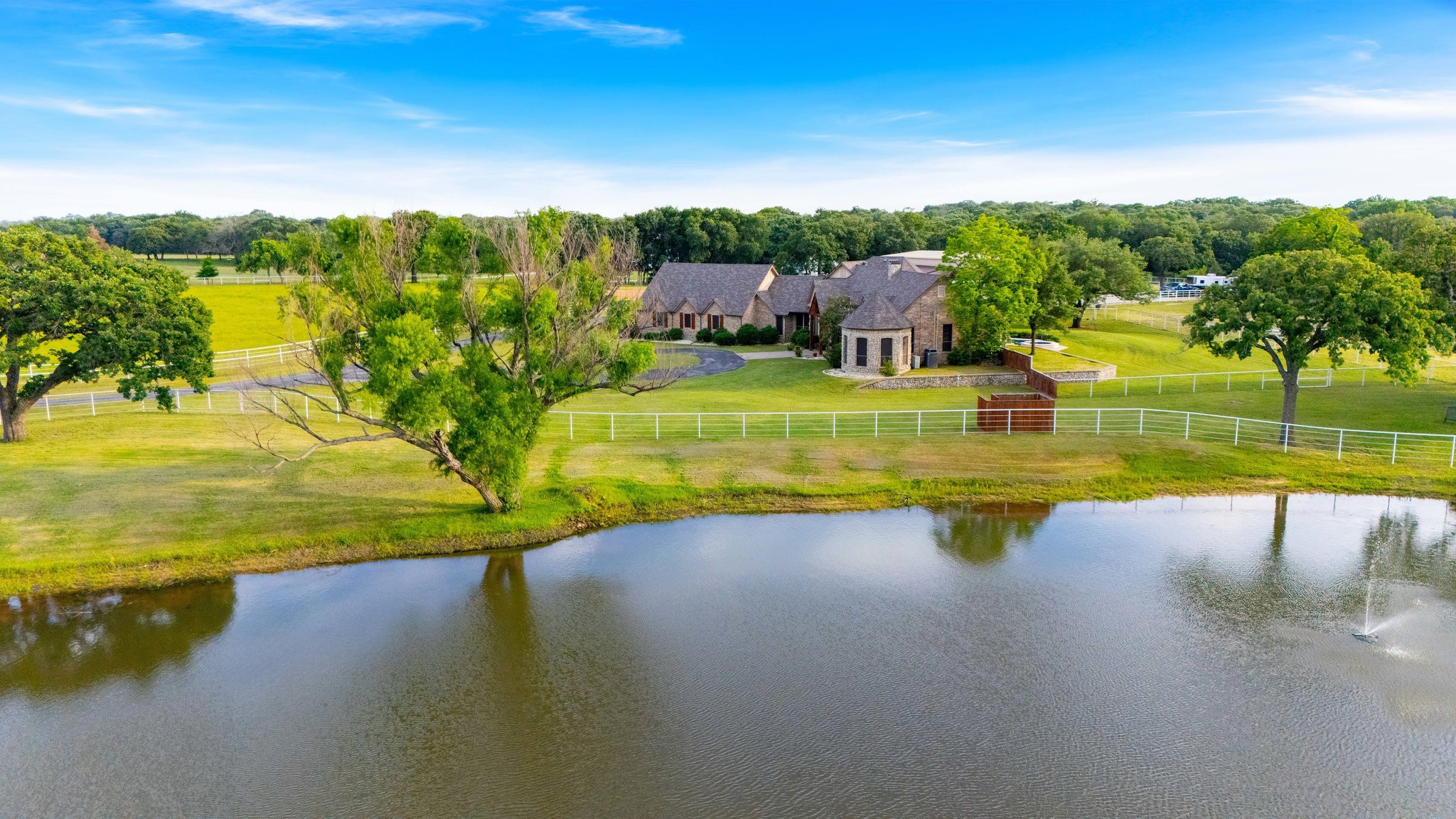 7583 Mountain View Road Aubrey TX 76227