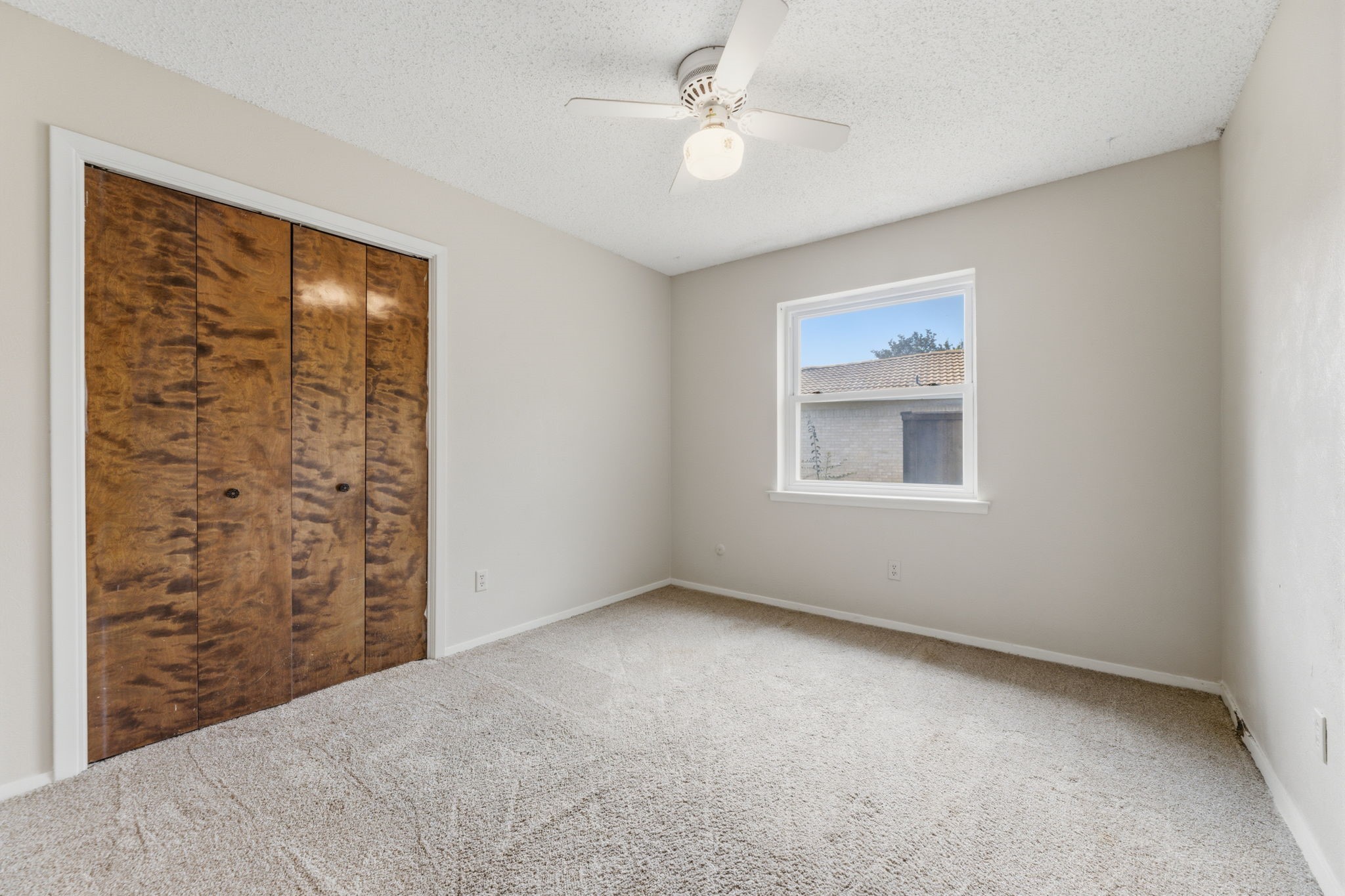 2502 Ashbury Drive Arlington TX 76015