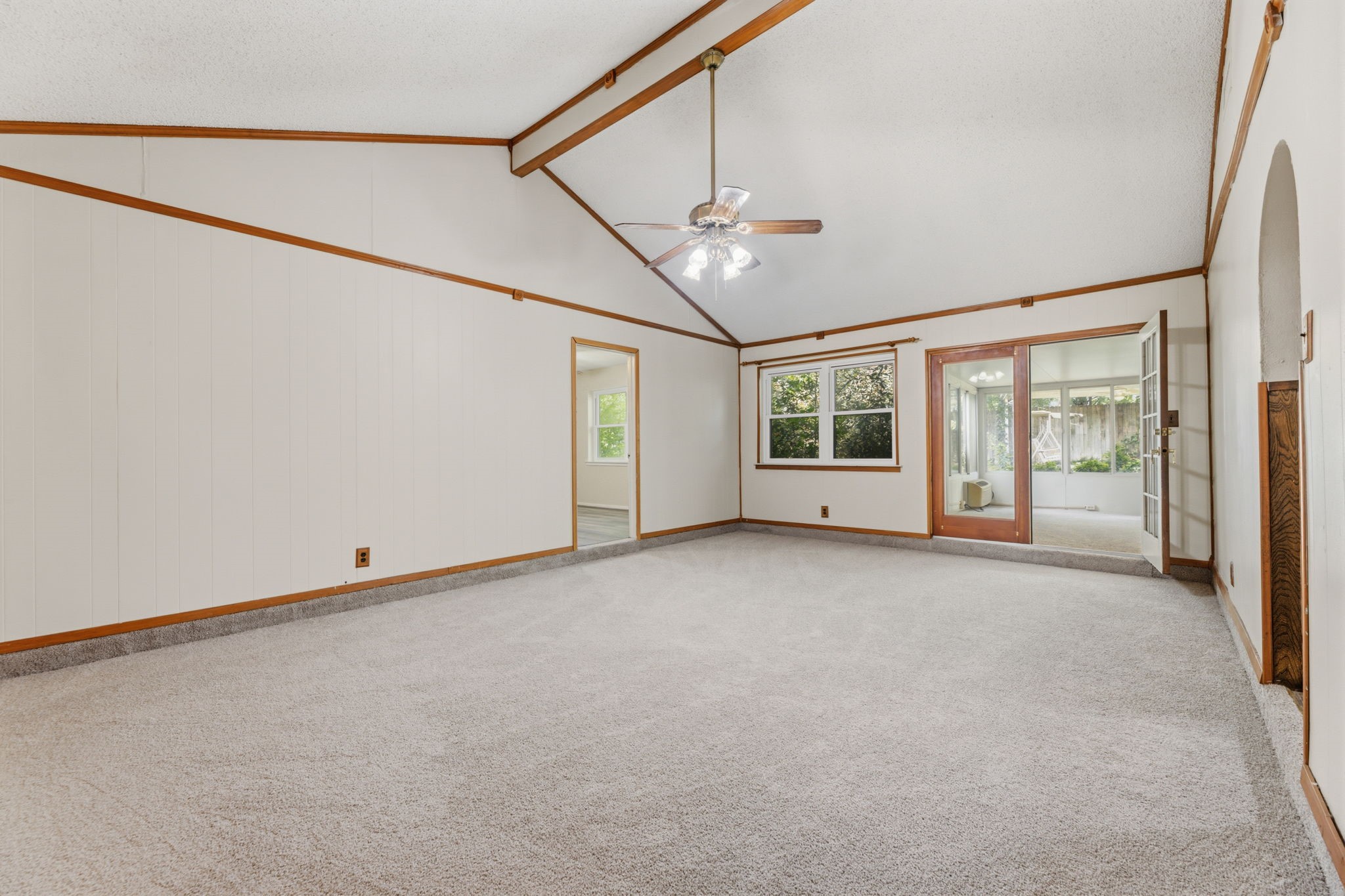 2502 Ashbury Drive Arlington TX 76015