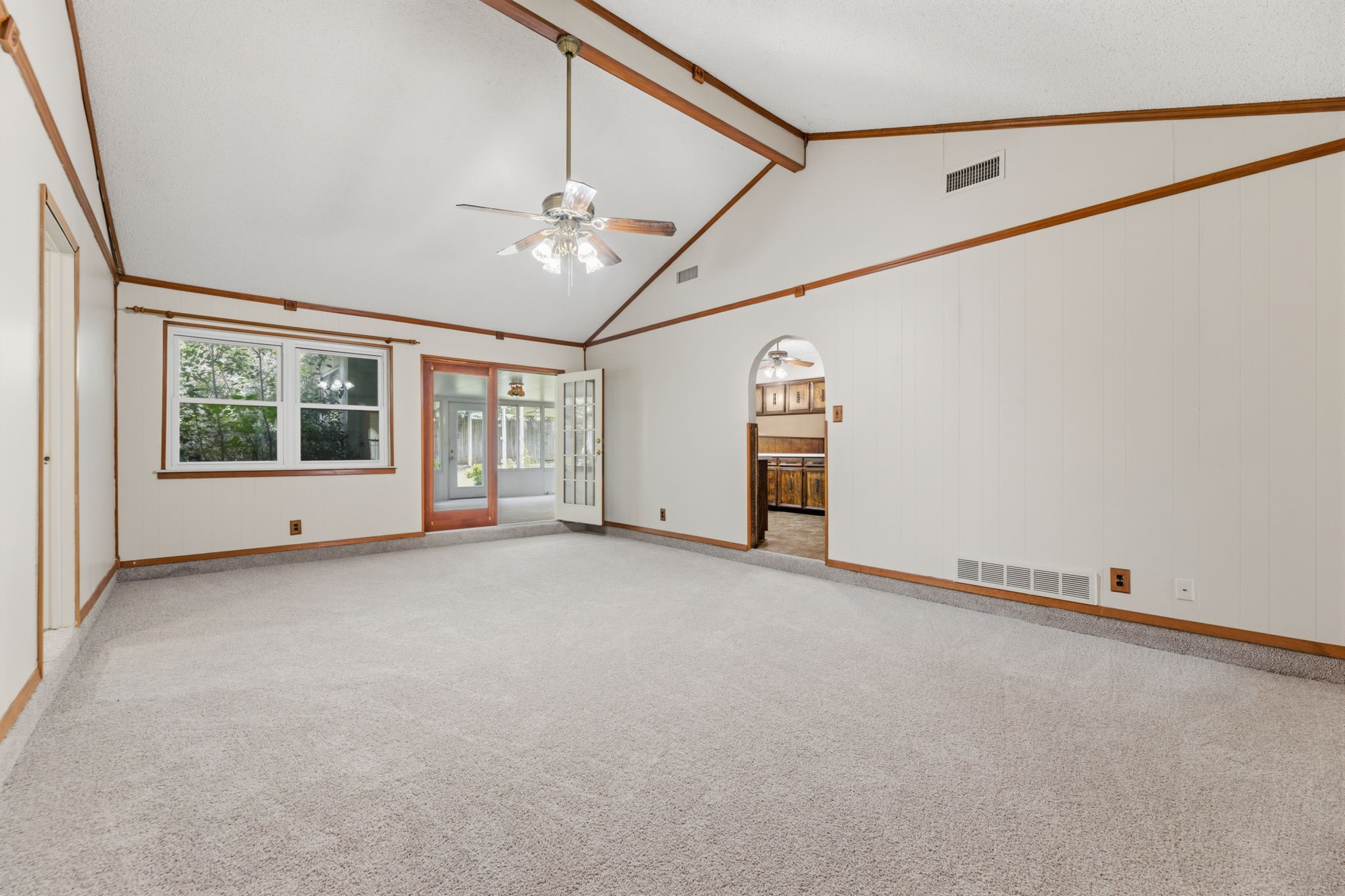 2502 Ashbury Drive Arlington TX 76015