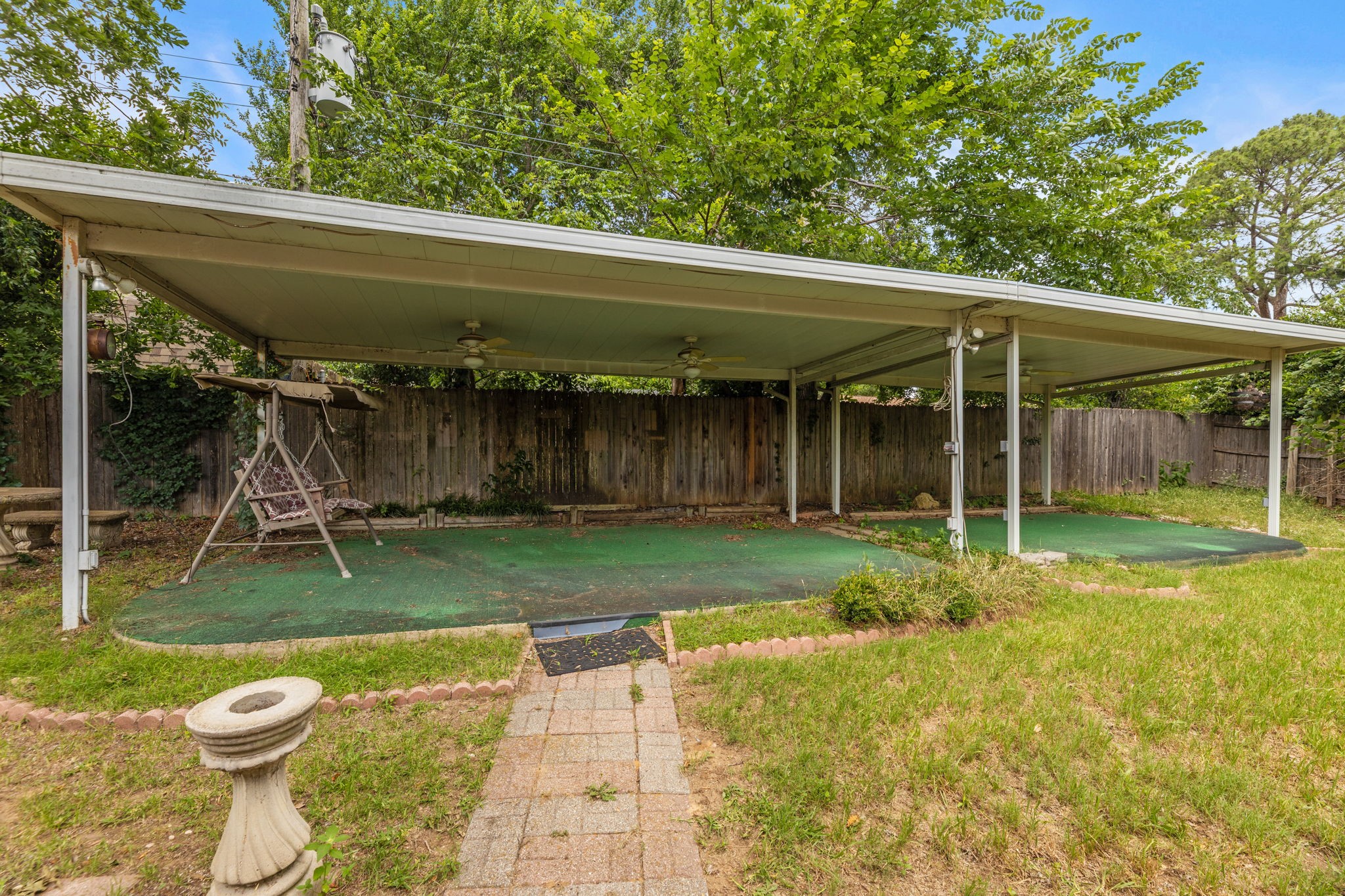 2502 Ashbury Drive Arlington TX 76015