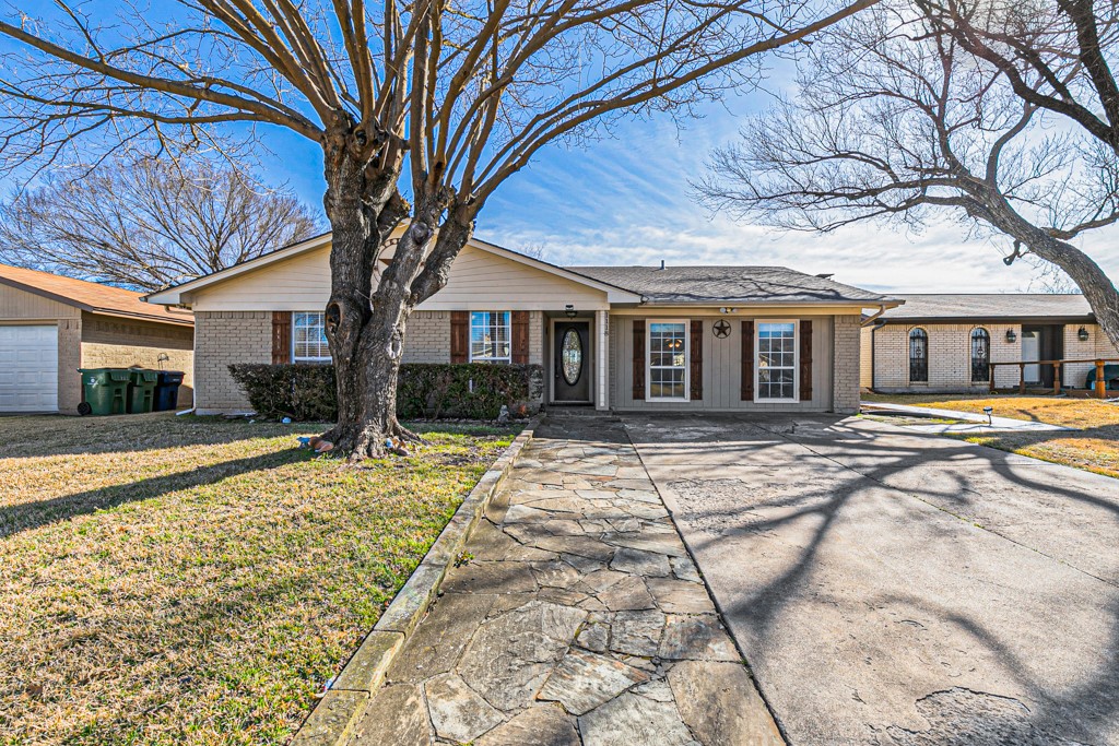 1118 Delores Drive Garland TX 75040