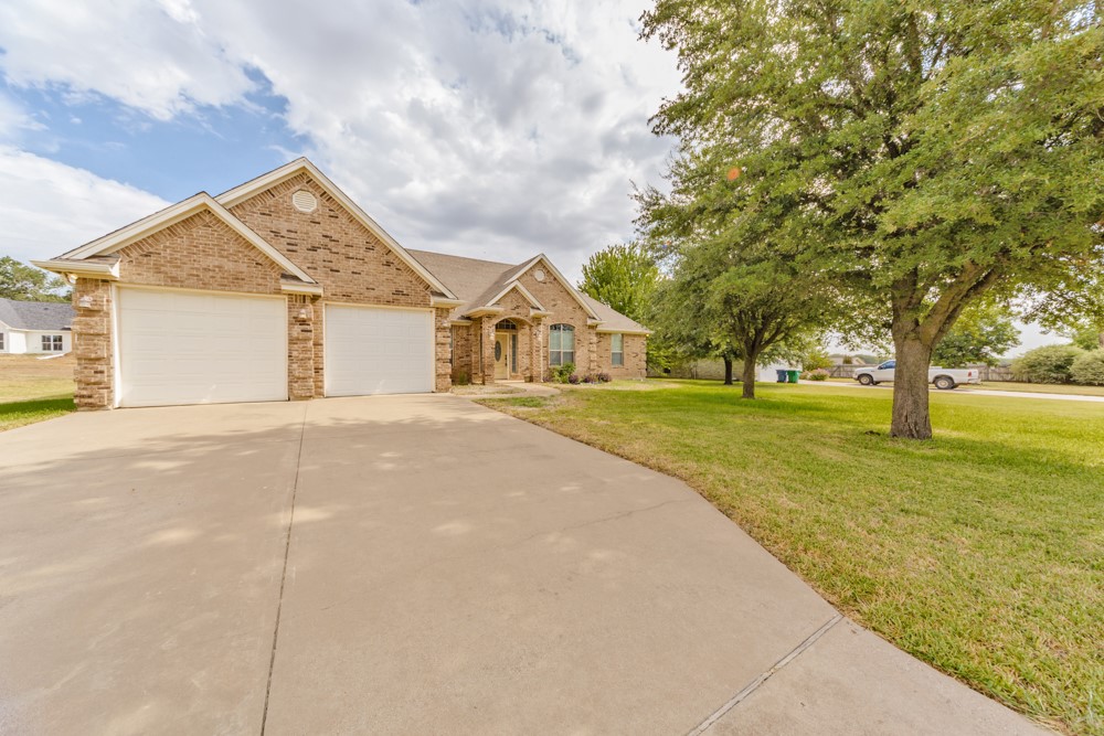 2309 Fair Oaks Drive Bridgeport TX 76426