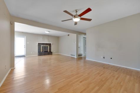 518 Worcester Way Richardson TX 75080
