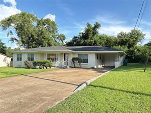 105 Calloway Hughes Springs TX 75656