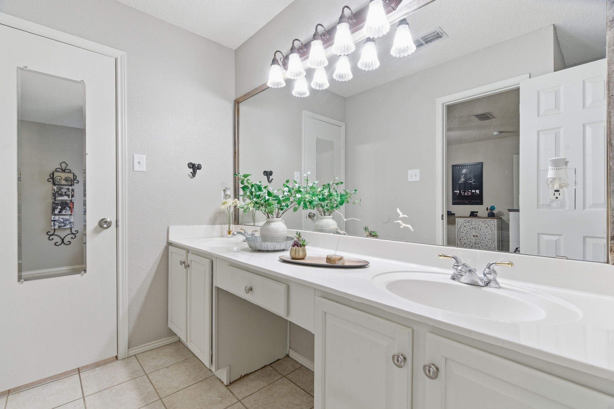 3912 Periwinkle Drive Fort Worth TX 76137