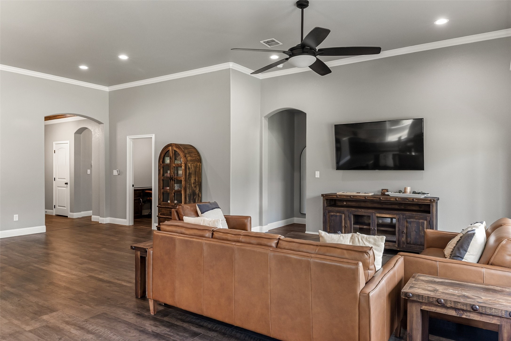 4905 Frio Drive Granbury TX 76048