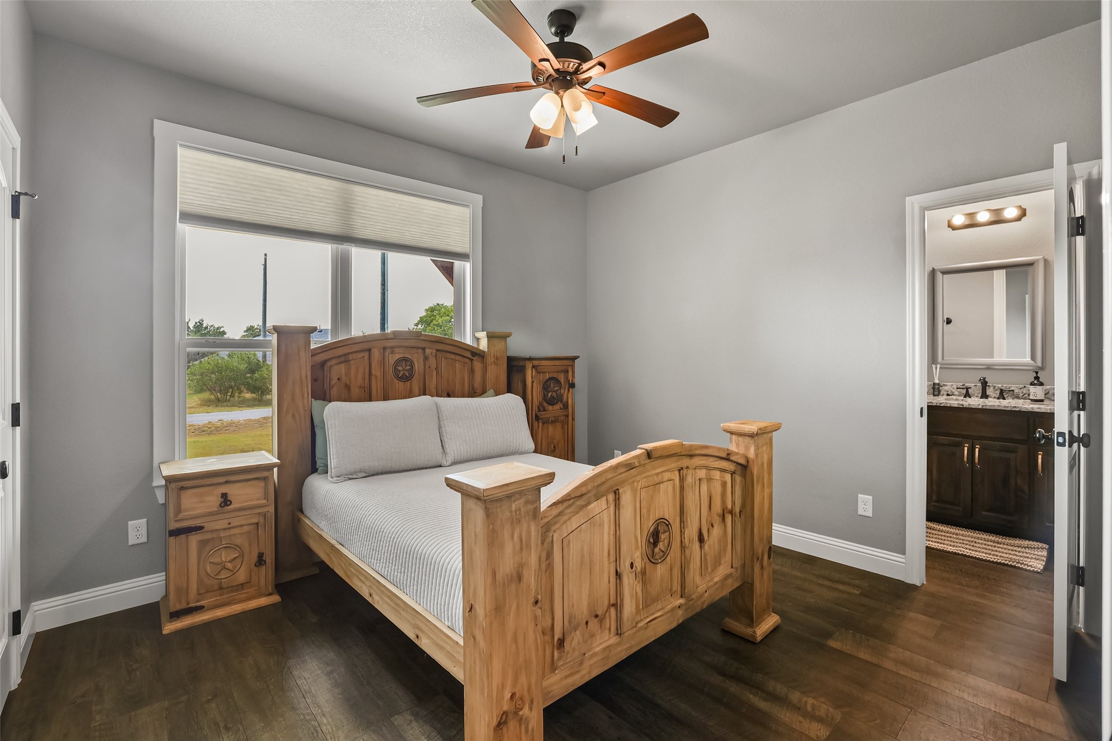 4905 Frio Drive Granbury TX 76048