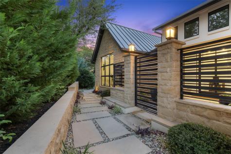 8408 Carranzo Drive Austin TX 78735