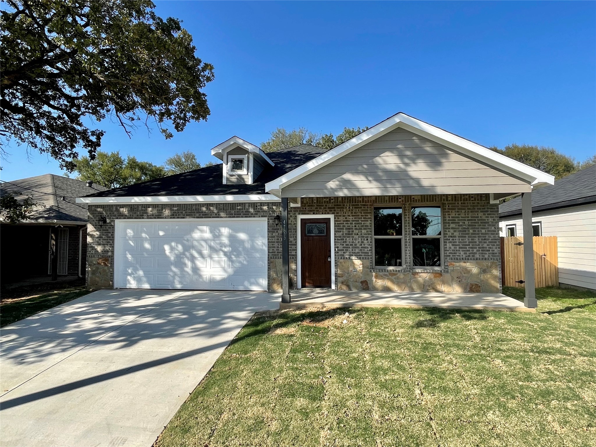 4725 Chapman Street Fort Worth TX 76105