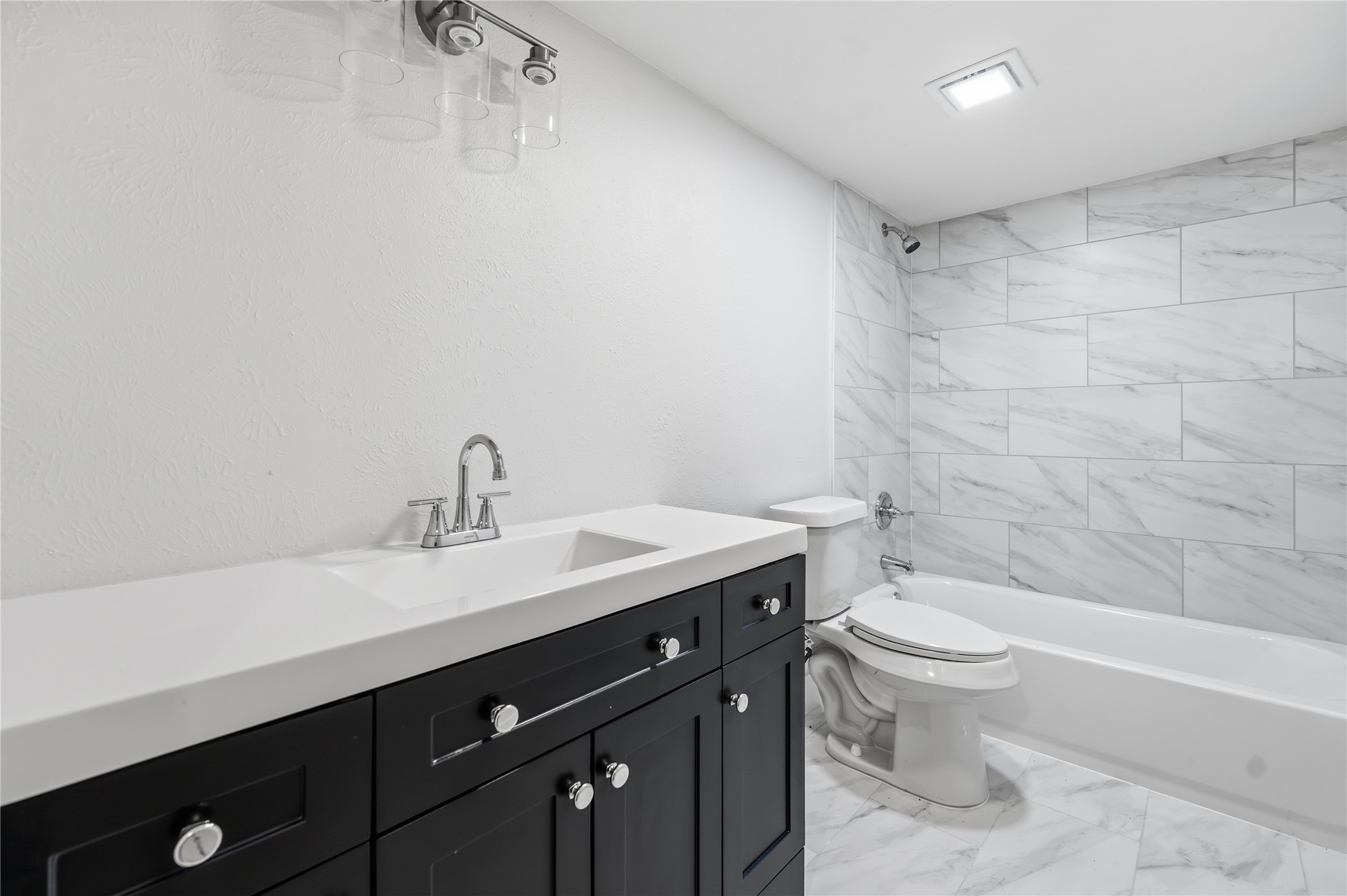 220 Robert Street Burleson TX 76028