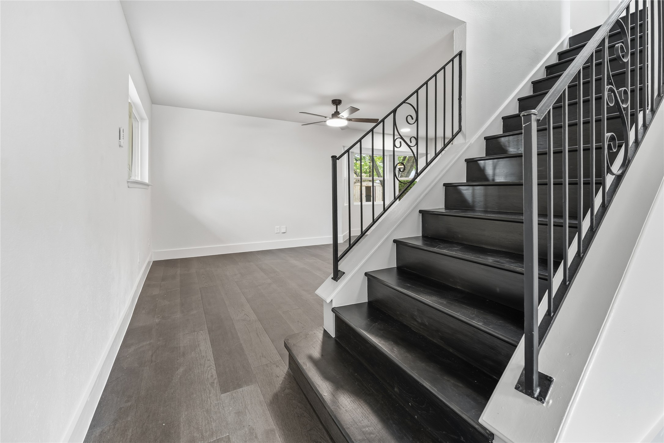 220 Robert Street Burleson TX 76028
