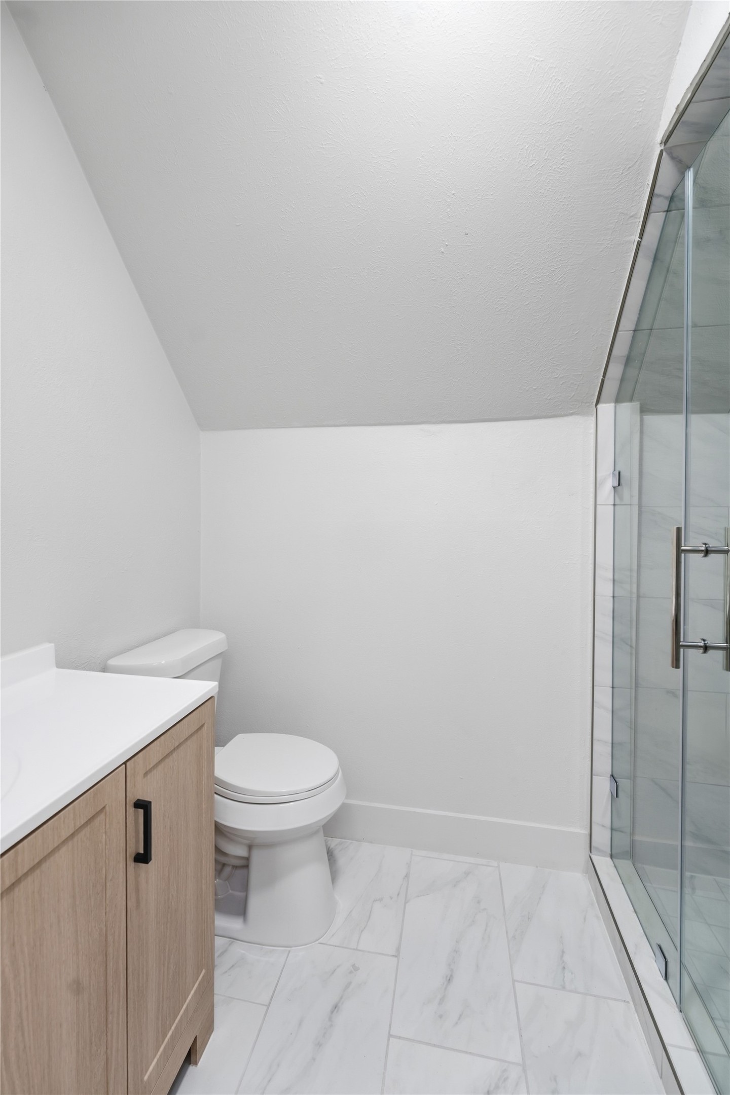 220 Robert Street Burleson TX 76028
