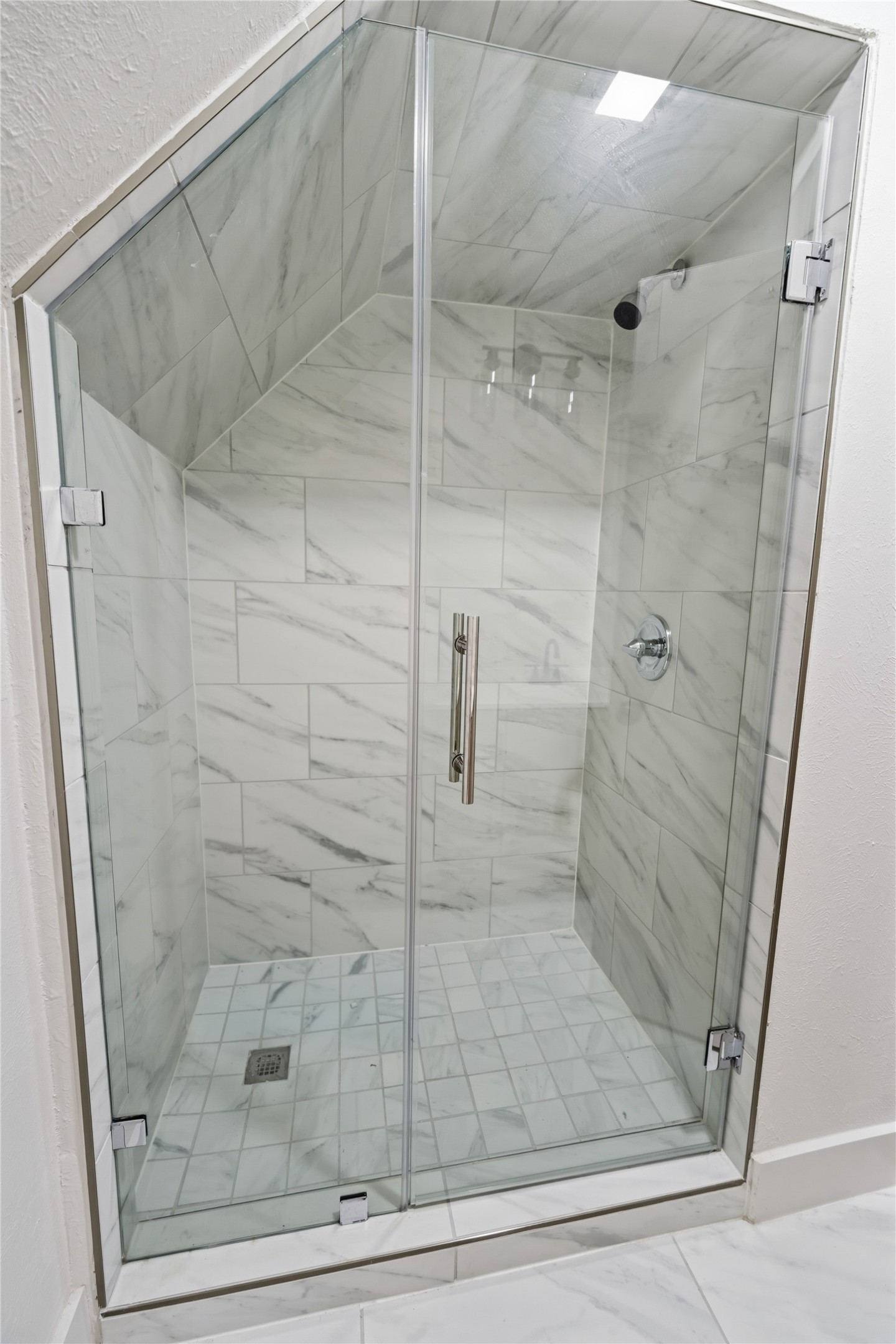 220 Robert Street Burleson TX 76028