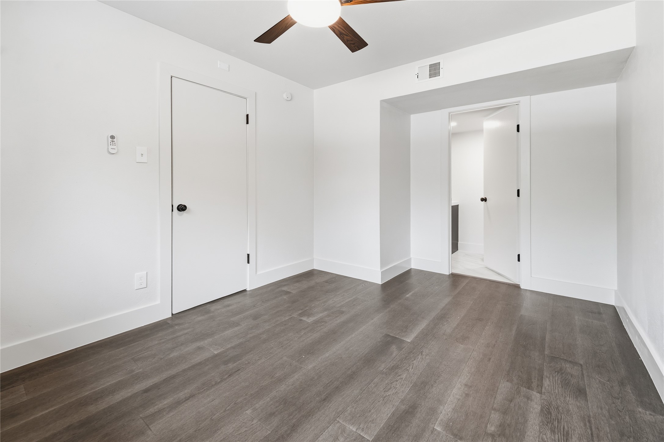 220 Robert Street Burleson TX 76028