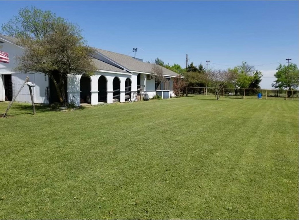 2613 Western Hills Drive Lancaster TX 75146