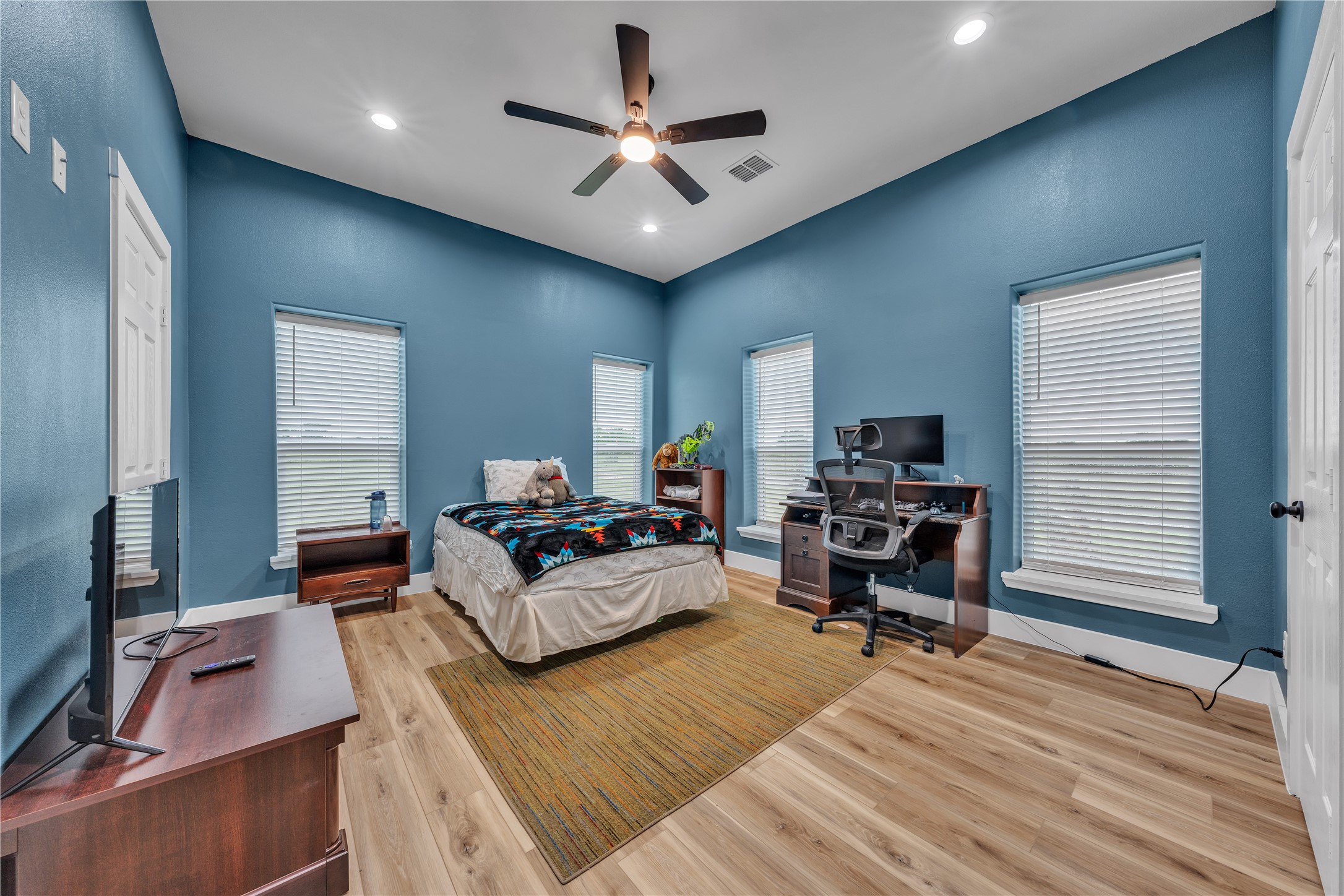 945 Jennings Lane Azle TX 76020