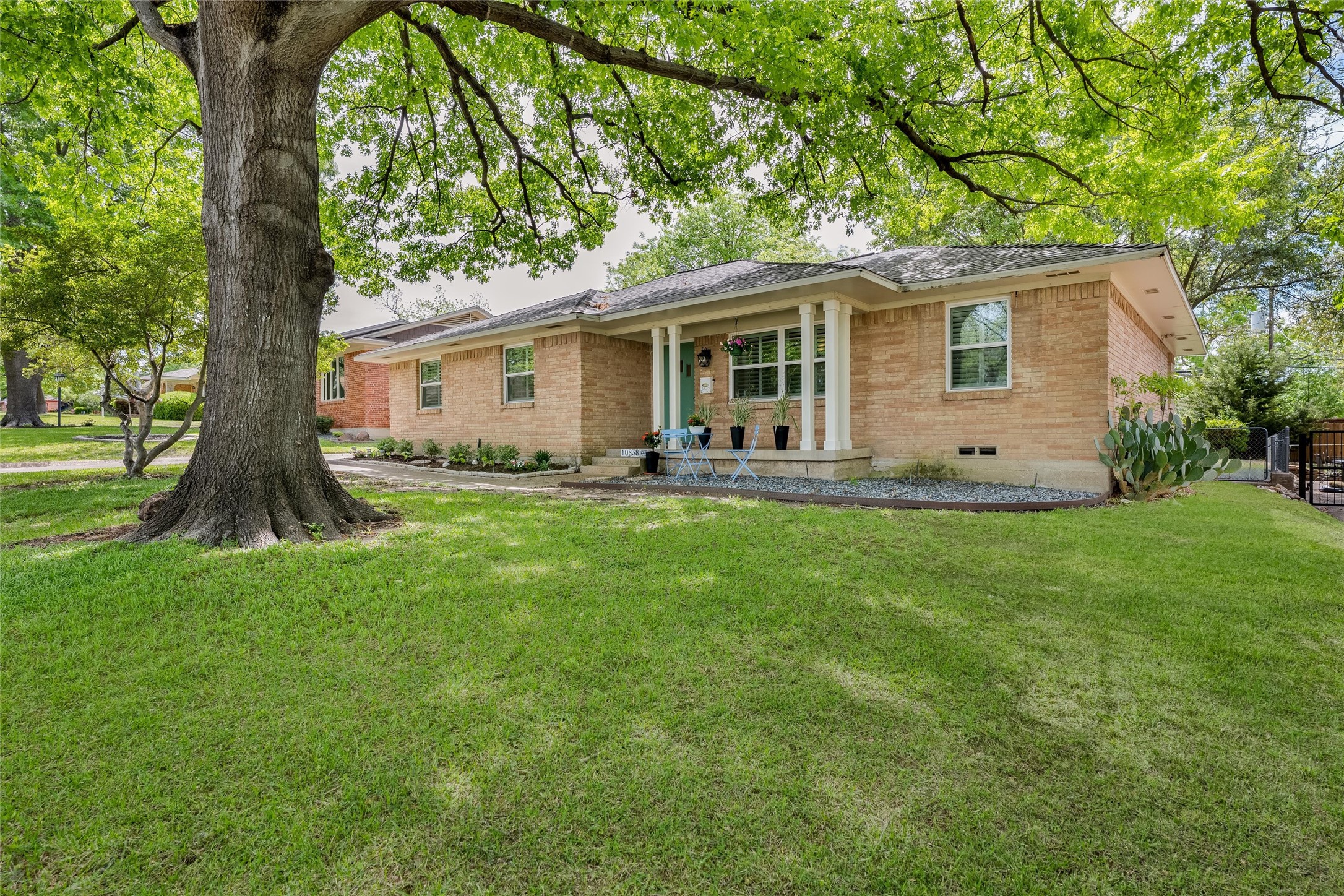 10838 Caprock Circle Dallas TX 75218