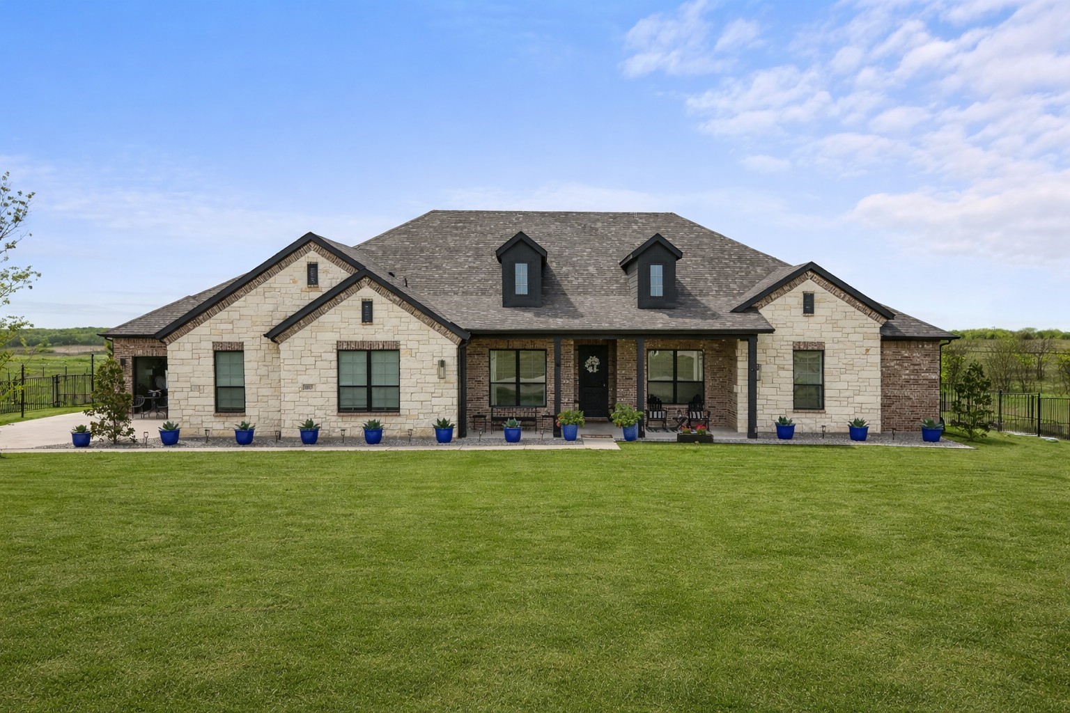 6513 Earley Mesquite TX 75126