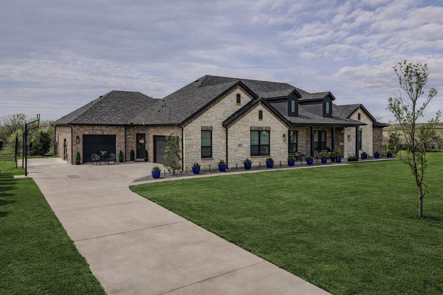6513 Earley Mesquite TX 75126