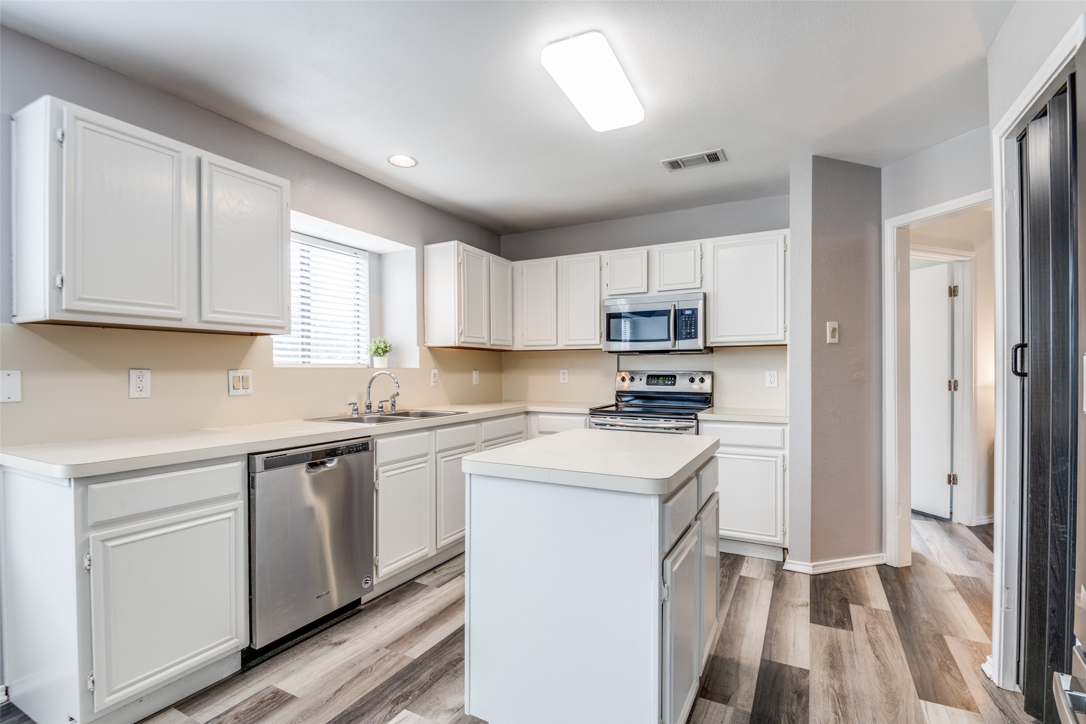 7505 Aberdeen Drive Rowlett TX 75089
