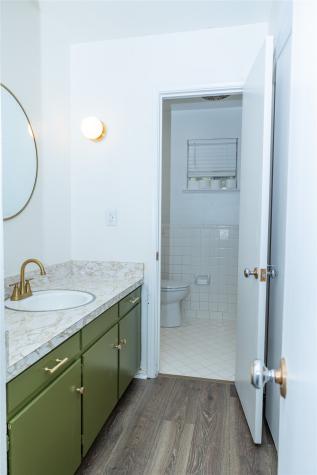 1860 Meadow Valley Lane Dallas TX 75232