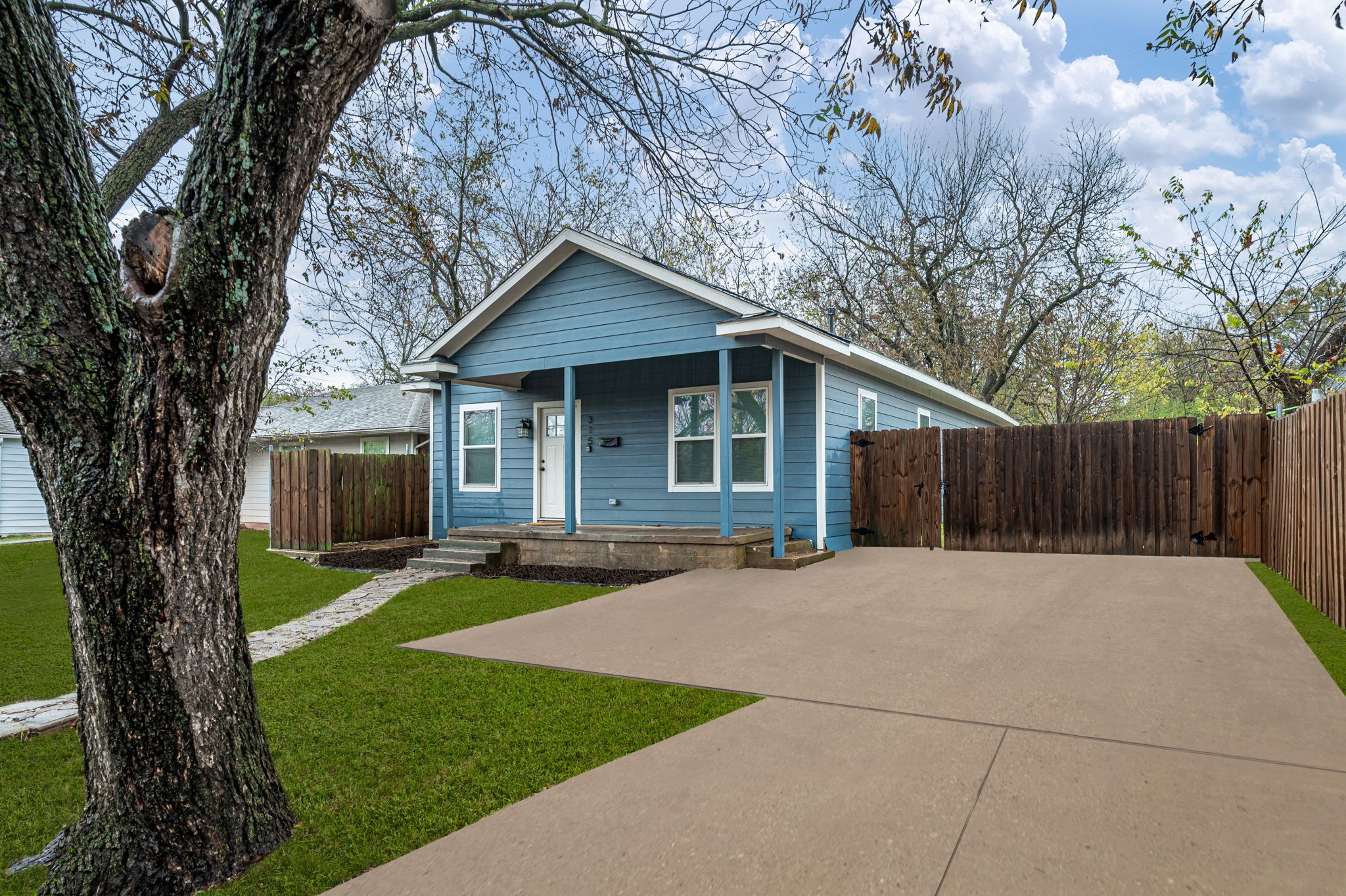 315 N Carr Avenue Sherman TX 75090