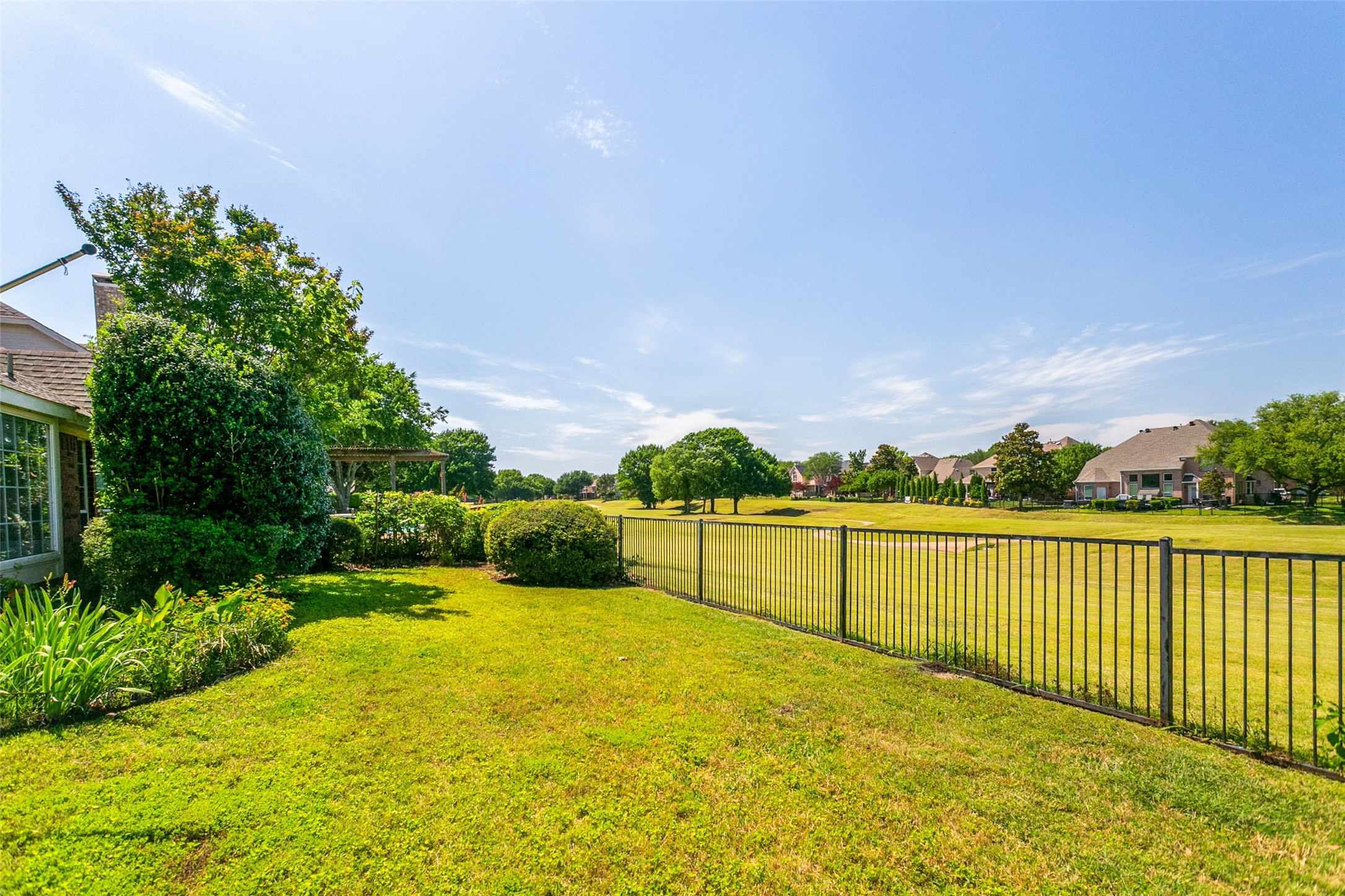 625 Palm Desert Drive Garland TX 75044