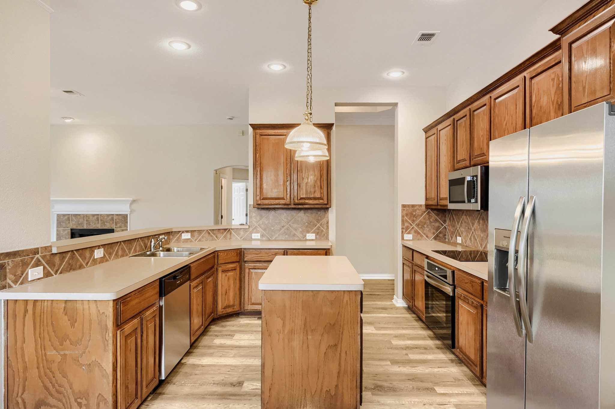 2306 Everton Drive Arlington TX 76001