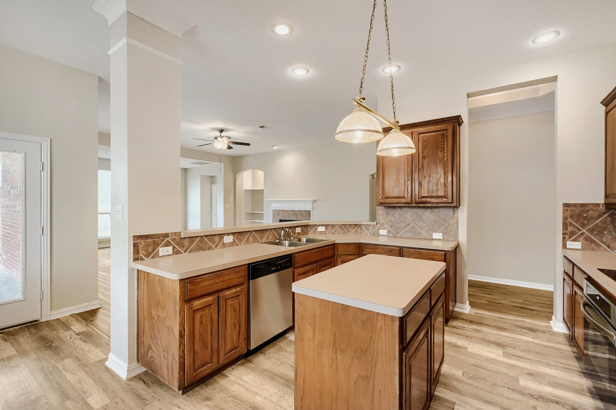2306 Everton Drive Arlington TX 76001