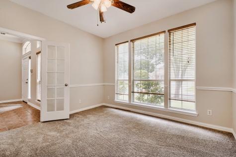 2306 Everton Drive Arlington TX 76001