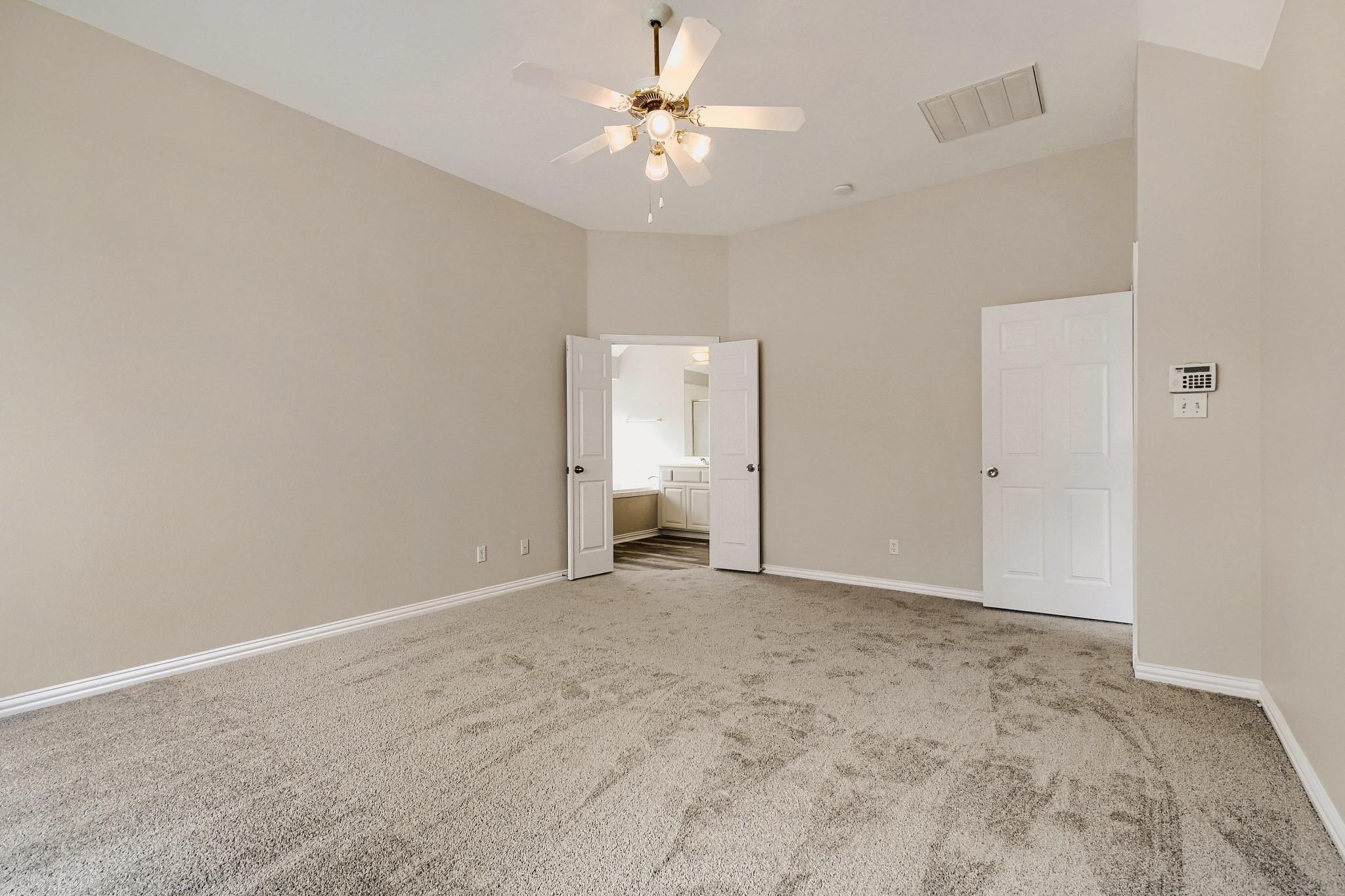 2306 Everton Drive Arlington TX 76001