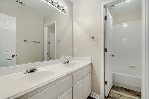 2306 Everton Drive Arlington TX 76001